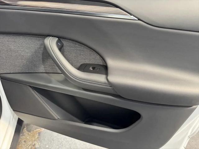2024 Tesla Model X Long Range