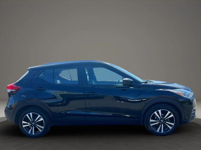 2020 Nissan Kicks SV Xtronic CVT