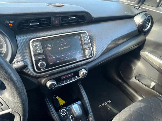 2020 Nissan Kicks SV Xtronic CVT