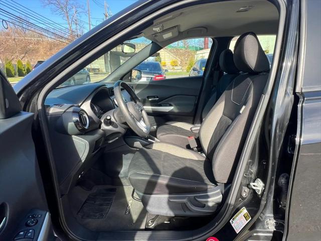 2020 Nissan Kicks SV Xtronic CVT