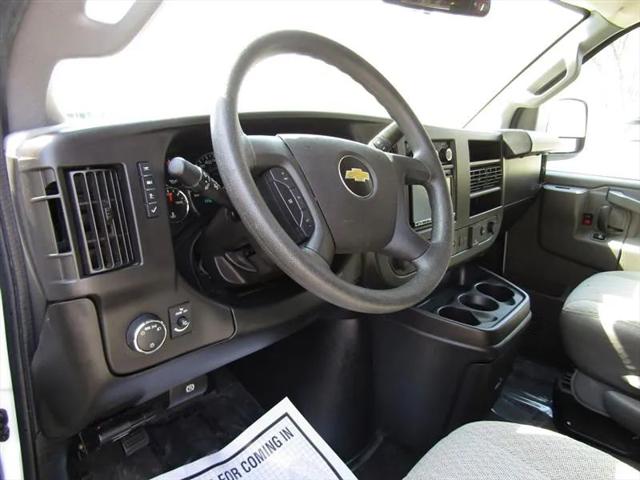 2019 Chevrolet Express LT
