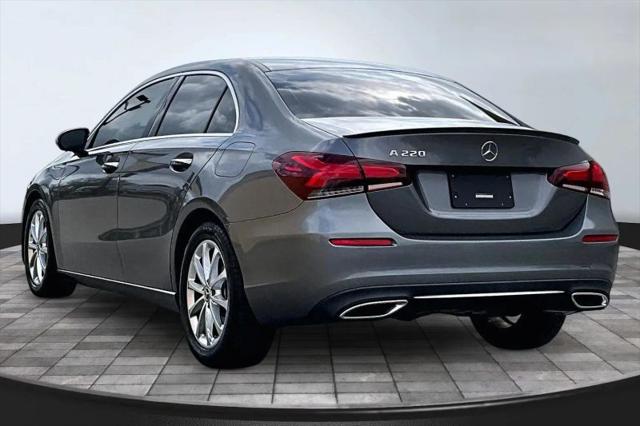 2021 Mercedes-Benz A 220 A 220
