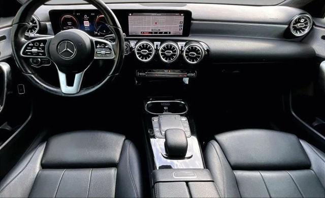 2021 Mercedes-Benz A 220 A 220