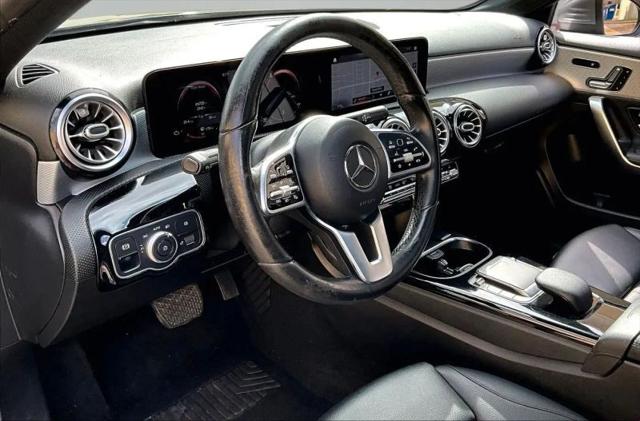 2021 Mercedes-Benz A 220 A 220