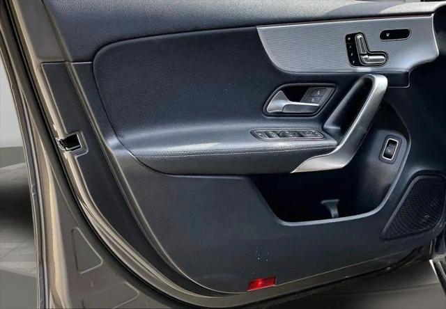 2021 Mercedes-Benz A 220 A 220