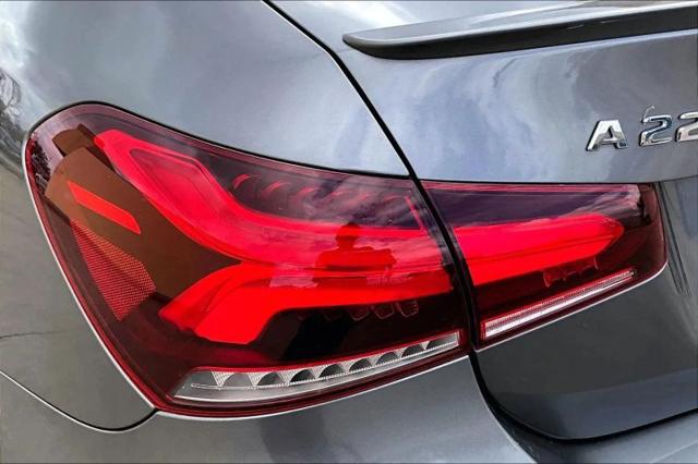 2021 Mercedes-Benz A 220 A 220