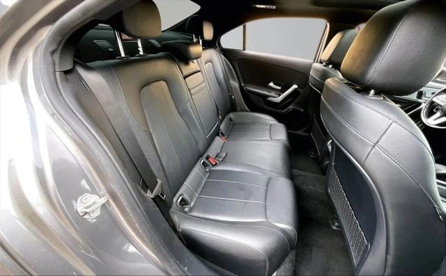 2021 Mercedes-Benz A 220 A 220