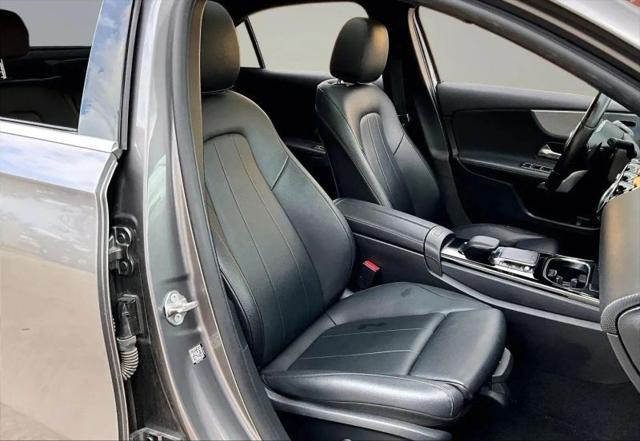 2021 Mercedes-Benz A 220 A 220