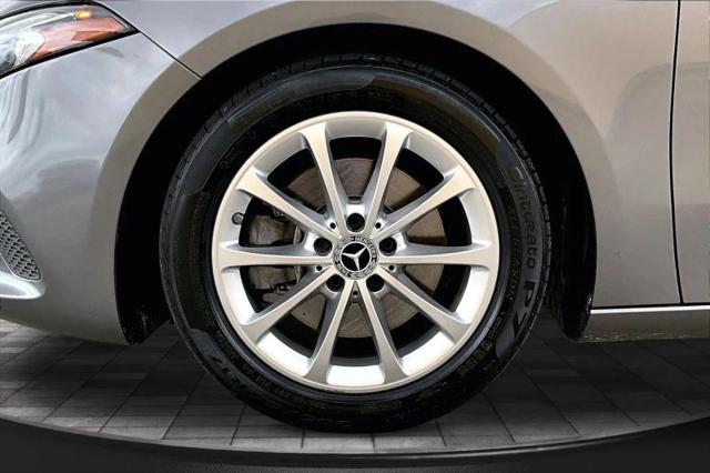 2021 Mercedes-Benz A 220 A 220