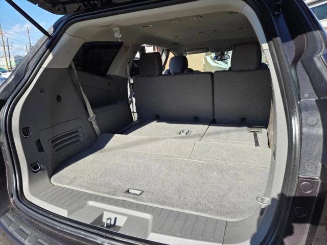 2017 Chevrolet Traverse LS