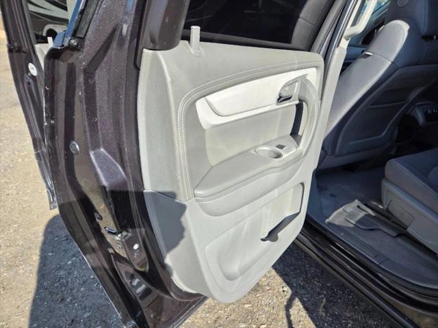 2017 Chevrolet Traverse LS