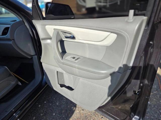 2017 Chevrolet Traverse LS