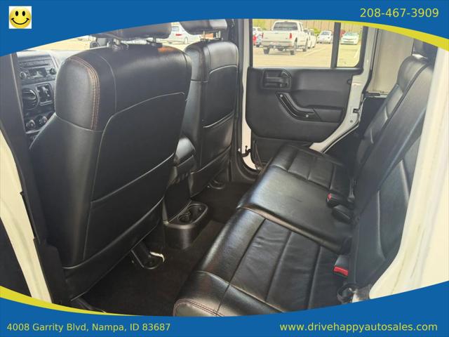 2012 Jeep Wrangler Unlimited Sahara