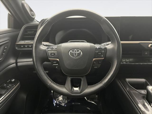2025 Toyota Crown Signia Limited