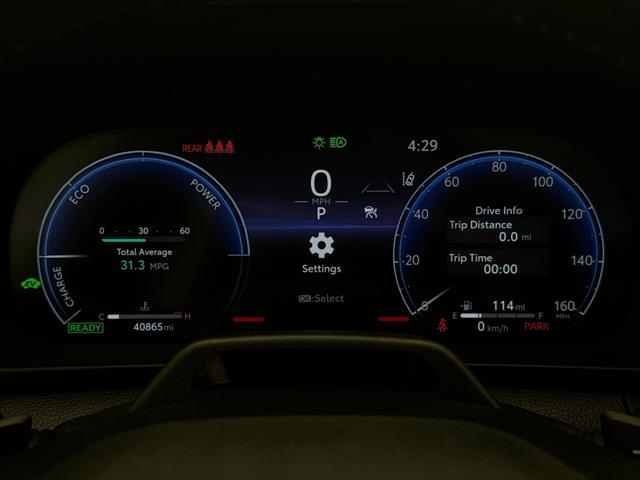 2025 Toyota Crown Signia Limited