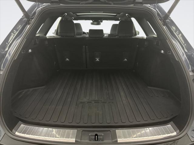 2025 Toyota Crown Signia Limited