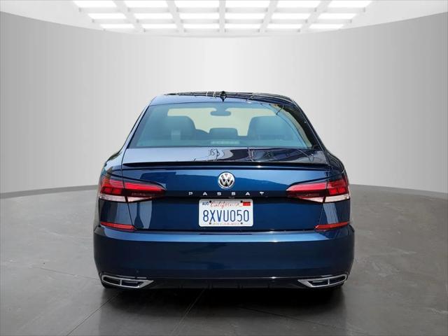 2021 Volkswagen Passat 2.0T R-Line