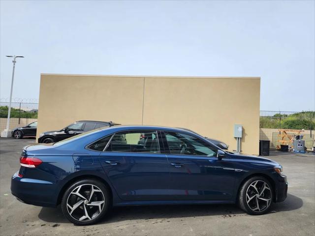 2021 Volkswagen Passat 2.0T R-Line