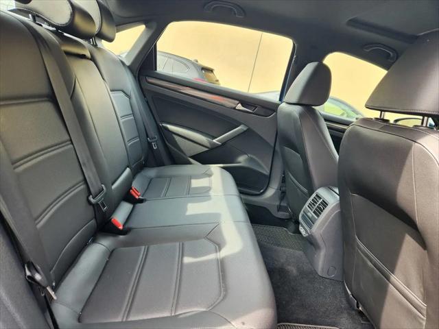 2021 Volkswagen Passat 2.0T R-Line