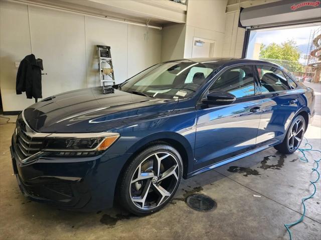 2021 Volkswagen Passat 2.0T R-Line