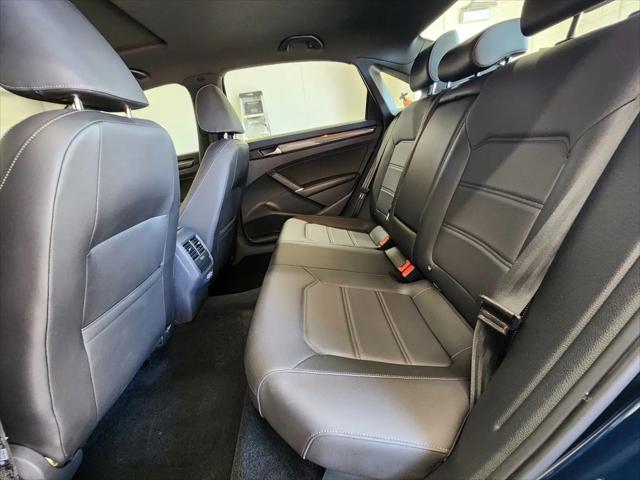 2021 Volkswagen Passat 2.0T R-Line