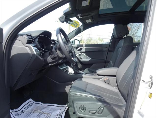2020 Audi Q3 Premium 45 TFSI S line quattro Tiptronic