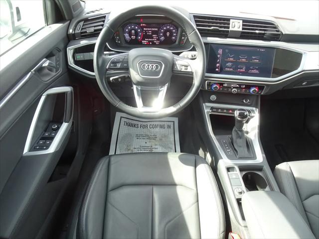 2020 Audi Q3 Premium 45 TFSI S line quattro Tiptronic