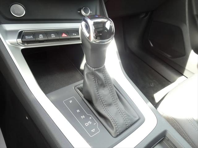 2020 Audi Q3 Premium 45 TFSI S line quattro Tiptronic