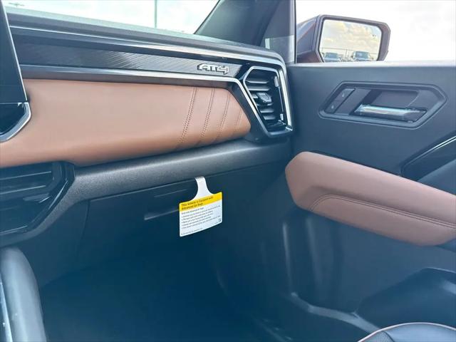 2026 GMC Canyon AT4, 4WD