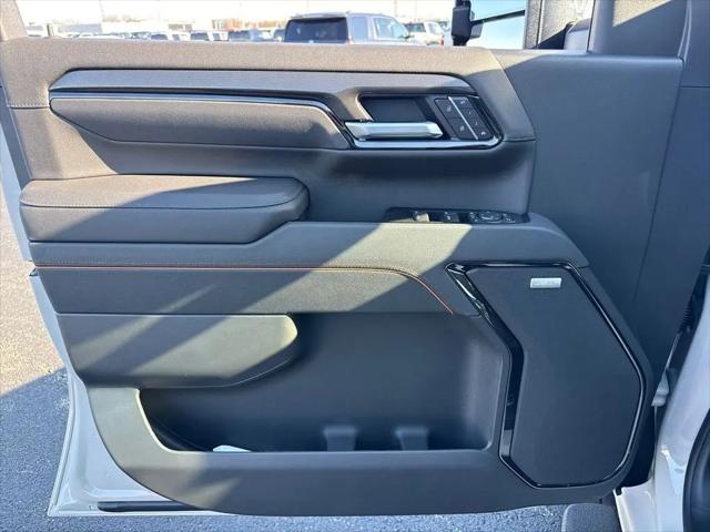 2026 GMC Sierra 2500HD Crew Cab, Standard Bed, AT4, 4WD
