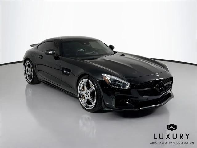 2017 Mercedes-Benz AMG GT Standard