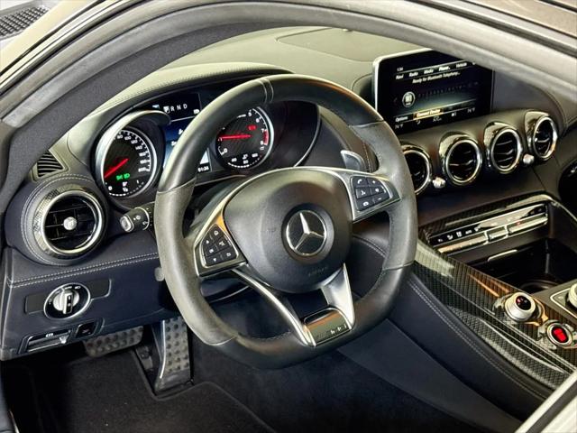 2017 Mercedes-Benz AMG GT Standard
