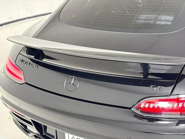 2017 Mercedes-Benz AMG GT Standard