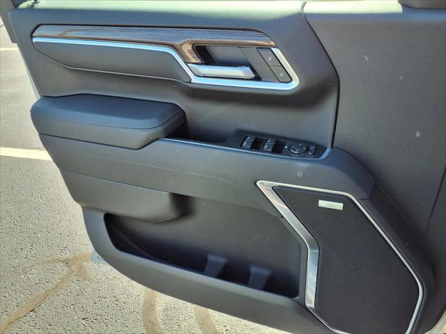 2026 Chevrolet Silverado 1500 4WD Crew Cab Short Bed RST