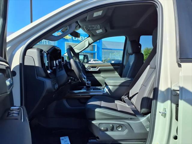 2026 Chevrolet Silverado 1500 4WD Crew Cab Short Bed RST