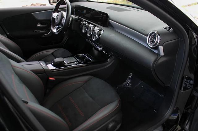 2022 Mercedes-Benz A 220 A 220
