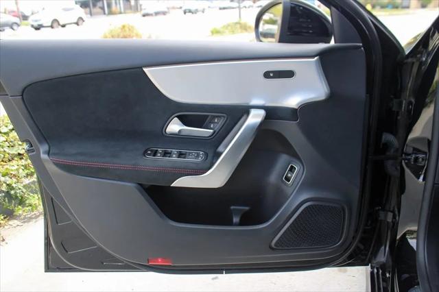 2022 Mercedes-Benz A 220 A 220