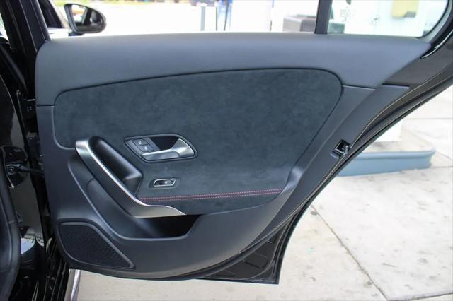 2022 Mercedes-Benz A 220 A 220
