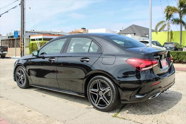 2022 Mercedes-Benz A 220 A 220