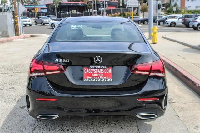 2022 Mercedes-Benz A 220 A 220