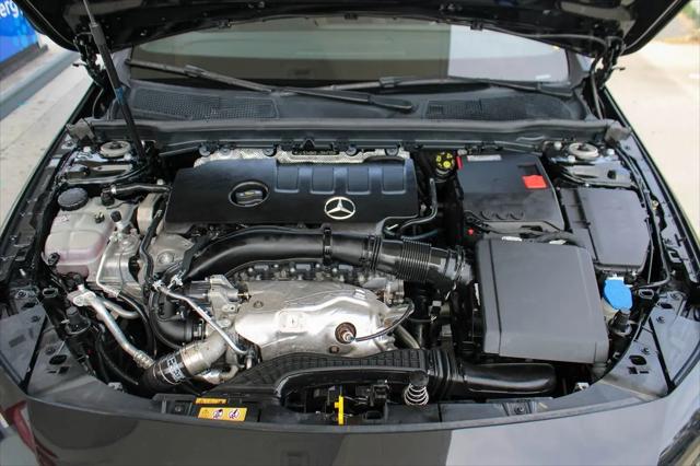 2022 Mercedes-Benz A 220 A 220