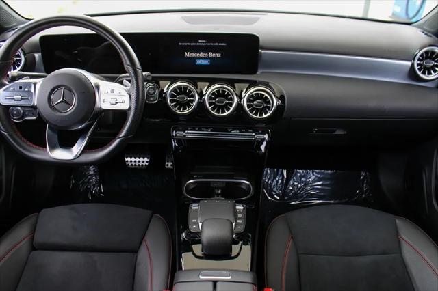 2022 Mercedes-Benz A 220 A 220