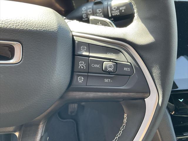 2026 Jeep Grand Cherokee L Altitude 4x4