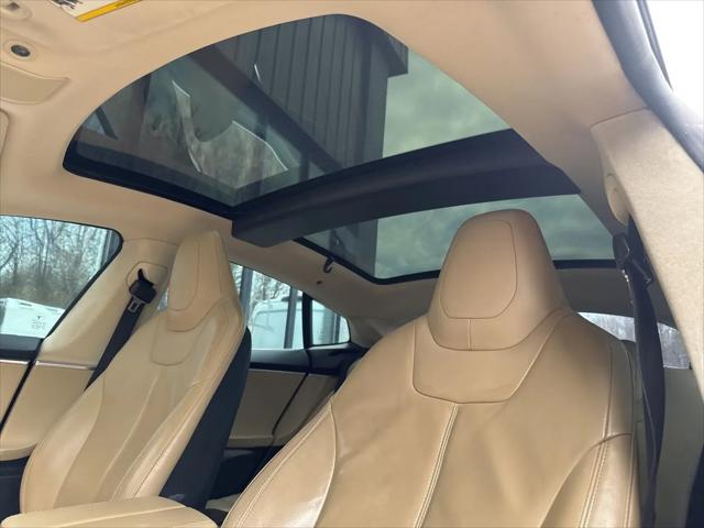 2013 Tesla Model S Performance