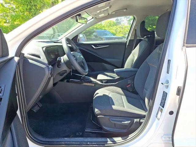 2026 Kia Niro LX