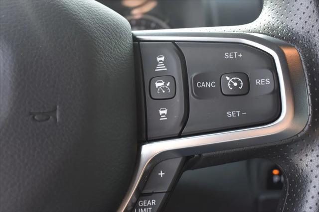 2026 Ram 1500 Tradesman Crew Cab 4x4 5'7" Box