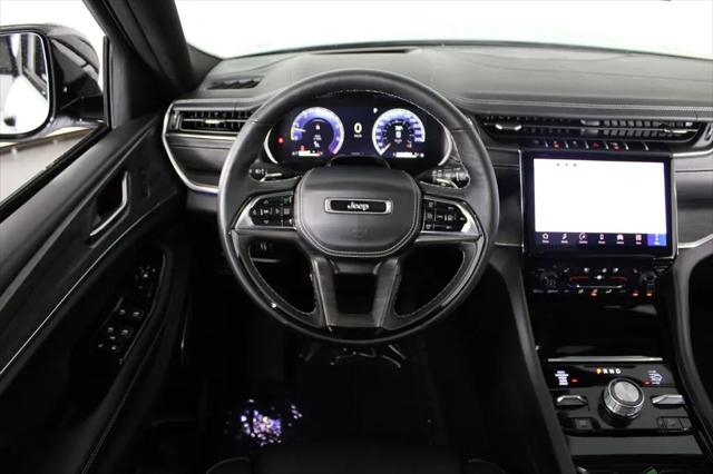 2025 Jeep Grand Cherokee Overland 4x4