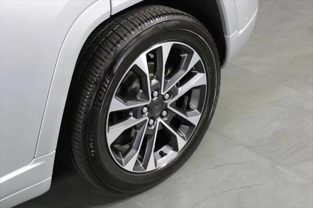 2025 Jeep Grand Cherokee Overland 4x4