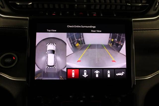 2025 Jeep Grand Cherokee Overland 4x4