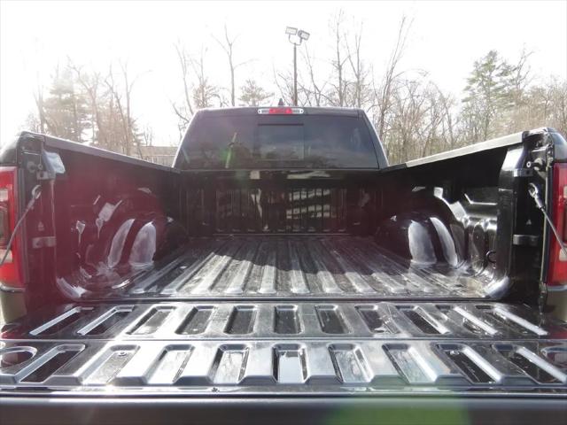 2022 Ram 1500 Laramie Crew Cab 4x4 57 Box